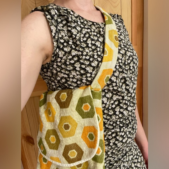 Vintage Amazing Mod Retro 70’s Knit Bag Yellow Orange Green Purse - Picture 6 of 9